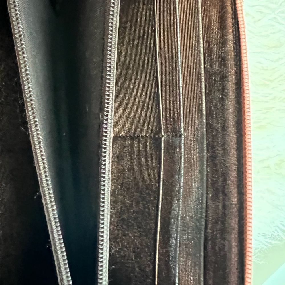 Bottega Veneta VINTAGE Nappa Intrecciato Zip Around Wallet - Picture 9 of 10